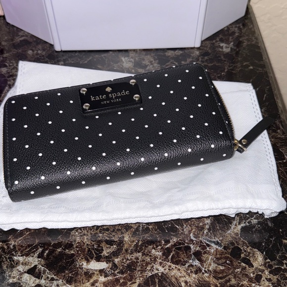 Kate Spade Black and White Polka Dot Wallet - Picture 15 of 15